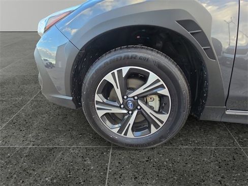 Certified 2025 Subaru Crosstrek 2.0i Premium image 18