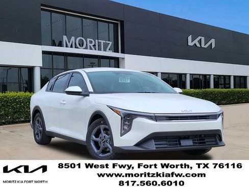 New 2026 Kia K4 LXS image 1