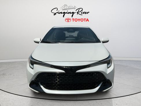 Used 2024 Toyota Corolla SE FWD image 2
