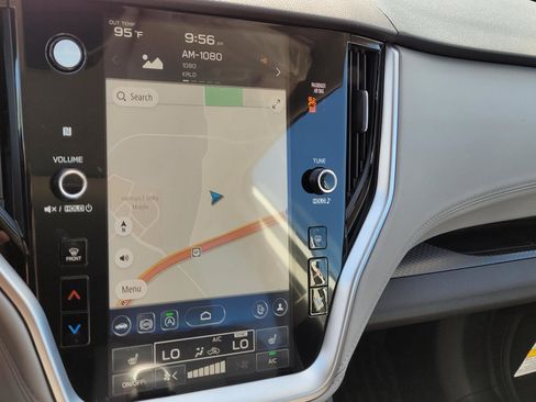 Used 2025 Subaru Outback Premium image 10