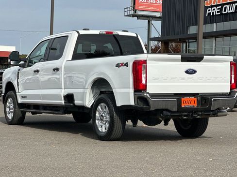 Used 2024 Ford F250 XLT AWD/4WD image 7