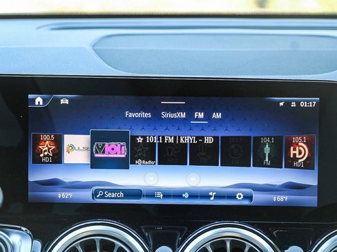 Certified 2025 Mercedes-Benz GLB 250 4MATIC image 15