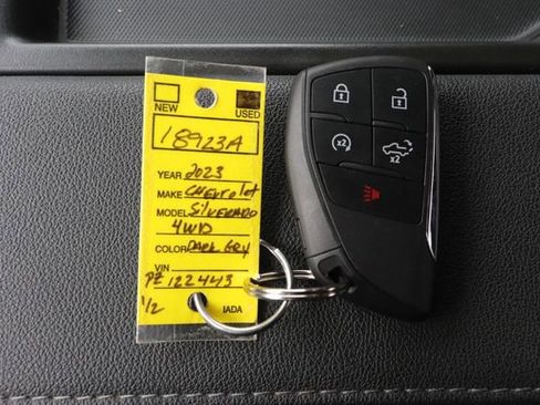 Used 2023 Chevrolet Silverado 1500 LT image 48