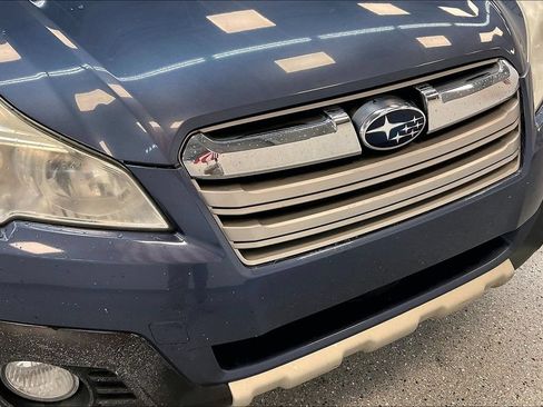 Used 2014 Subaru Outback 2.5i Limited AWD/4WD image 33