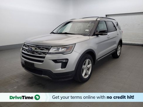 Used 2018 Ford Explorer XLT w/ Equipment Group 201A FWD image 1