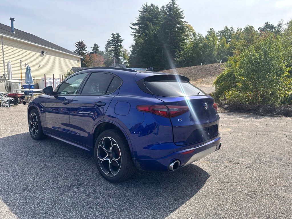 Used 2020 Alfa Romeo Stelvio Ti Sport AWD/4WD image 3