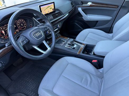 Used 2018 Audi Q5 2.0T Premium Plus w/ Premium Plus Package AWD/4WD image 11