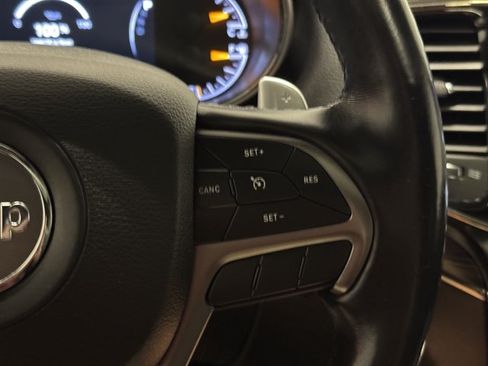 Used 2020 Jeep Grand Cherokee Limited X AWD/4WD image 25