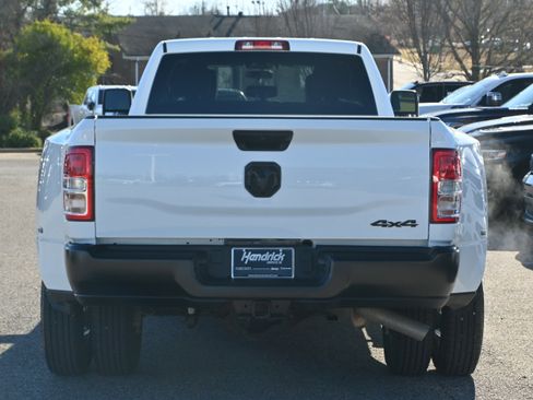 Used 2024 RAM 3500 Tradesman image 12