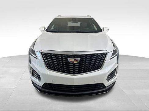 Used 2024 Cadillac XT5 Luxury w/ LPO, Floor Liner Package FWD image 7