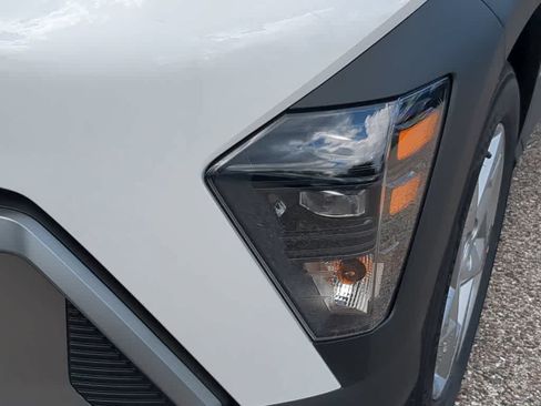 New 2026 Hyundai Kona SE FWD image 11