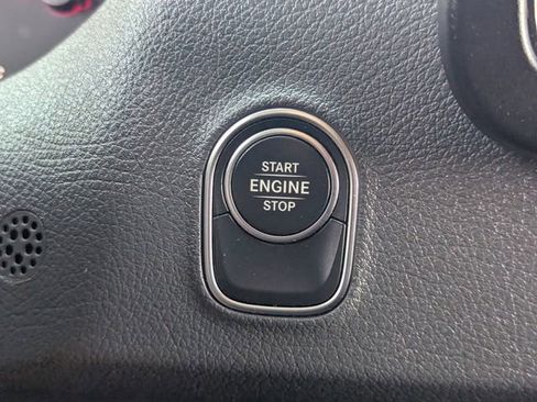 Used 2024 Mercedes-Benz Sprinter 2500 image 32