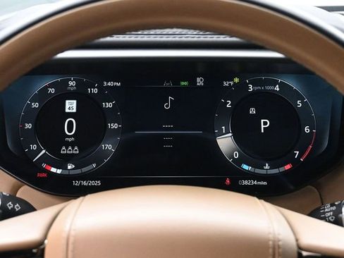 Used 2024 Land Rover Range Rover Sport Dynamic SE image 27