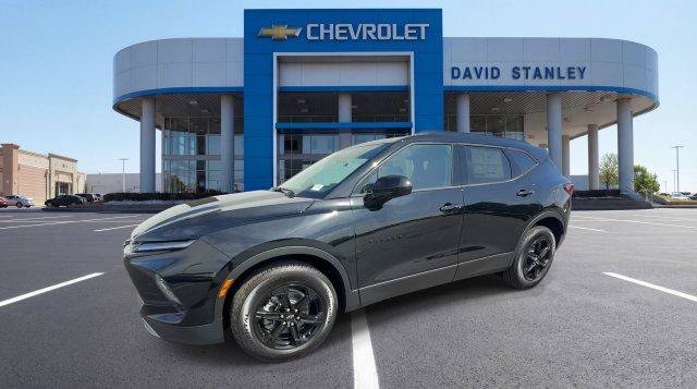 New 2026 Chevrolet Blazer LT w/ Convenience Package FWD image 4