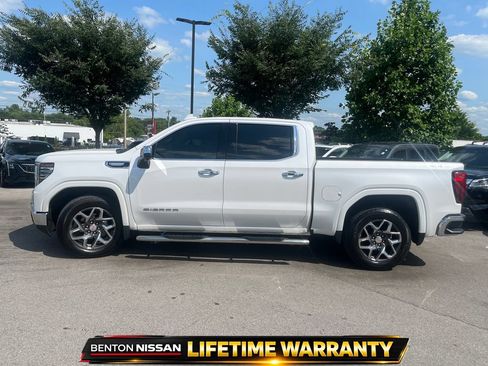 Used 2022 GMC Sierra 1500 SLT AWD/4WD image 5