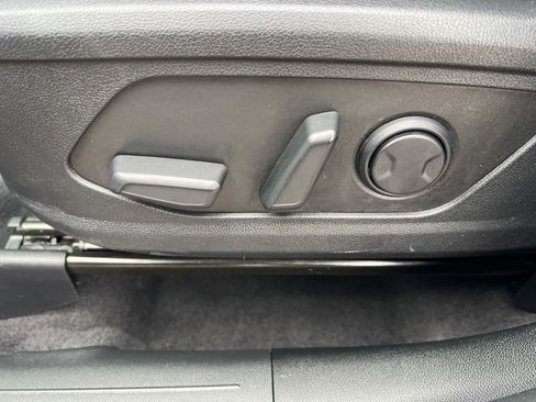 Certified 2025 Kia Sorento X-Line EX image 52