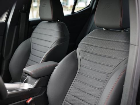 Used 2024 Dodge Hornet GT w/ Cold Weather Group image 20