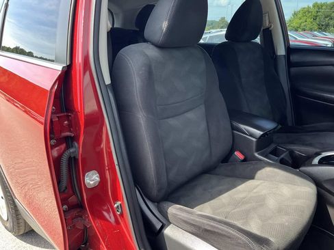 Used 2015 Nissan Rogue S AWD/4WD image 23