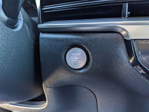 Certified 2025 Kia Sorento EX w/ Panoramic Sunroof Package image 30