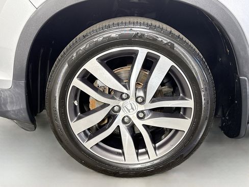 Used 2017 Honda Pilot Elite image 38