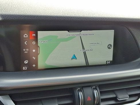 Used 2022 Alfa Romeo Stelvio Veloce image 22