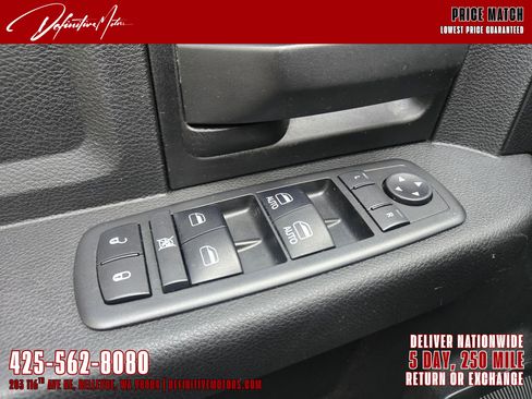 Used 2018 RAM 3500 Tradesman w/ Chrome Appearance Group image 29