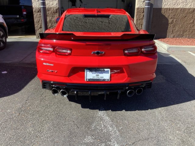Used 2021 Chevrolet Camaro LT RWD image 3