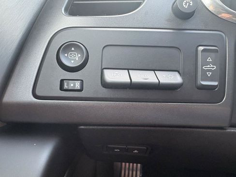 Used 2014 Chevrolet Corvette Stingray Convertible w/ 2LT Preferred Equipment Group RWD image 45