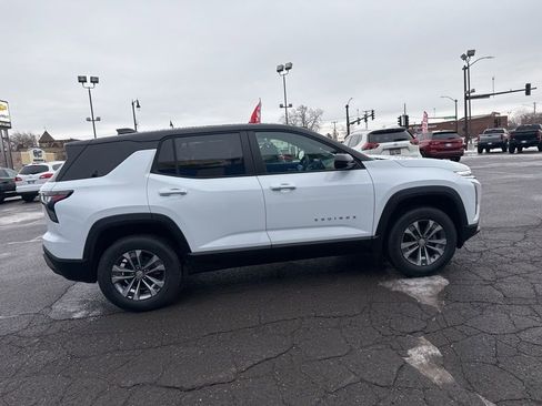 New 2026 Chevrolet Equinox LT image 7