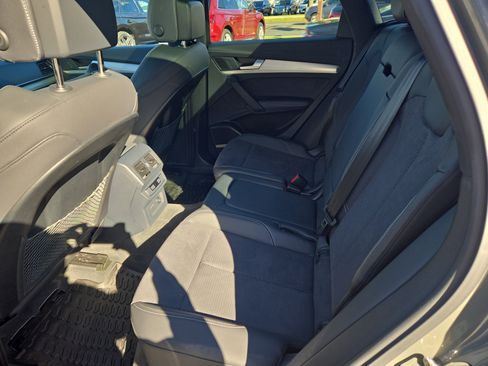 Certified 2024 Audi Q5 e Premium Plus w/ Premium Plus Package image 9