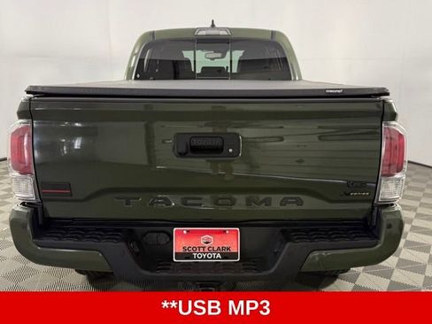 Used 2022 Toyota Tacoma TRD Sport w/ TRD Premium Sport Package AWD/4WD image 7