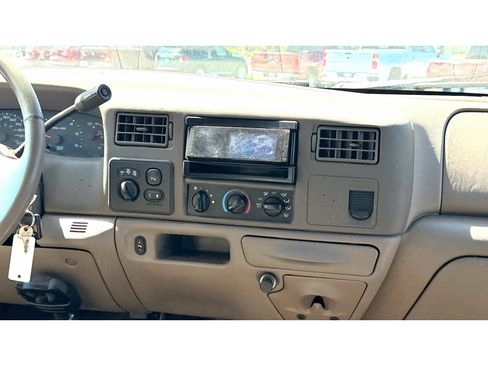 Used 2004 Ford F250 4x4 Crew Cab Super Duty image 13