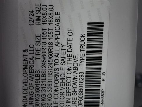 Used 2025 Honda Ridgeline TrailSport image 9