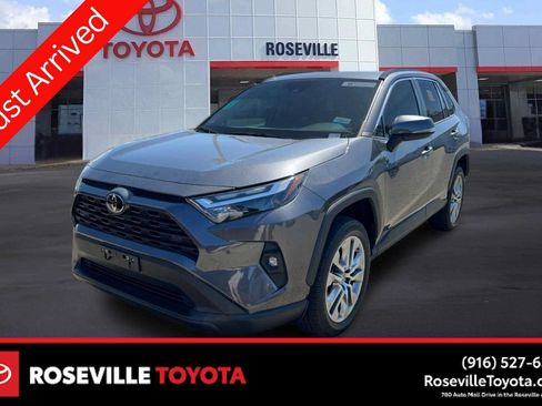 Used 2023 Toyota RAV4 XLE Premium FWD image 1