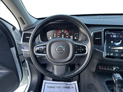 Used 2018 Volvo XC90 T5 Momentum w/ Convenience Package image 21
