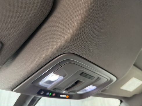 Used 2022 Chevrolet Silverado 3500 LT w/ Convenience Package image 34