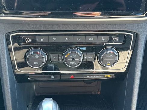 Used 2023 Volkswagen Atlas Cross Sport SE w/ Panoramic Sunroof Package AWD/4WD image 31