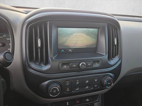 Used 2018 Chevrolet Colorado W/T w/ WT Convenience Package RWD image 18