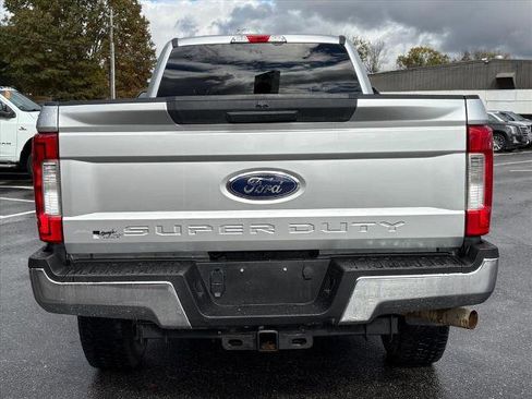 Used 2019 Ford F250 XLT image 4
