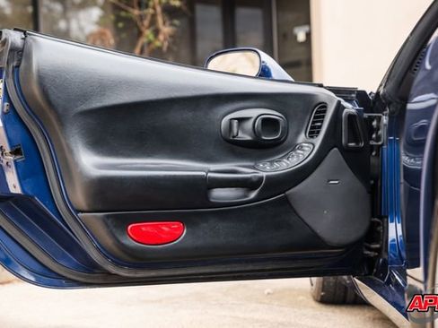 Used 2004 Chevrolet Corvette Z06 w/ Z06 Preferred Equipment Group image 62