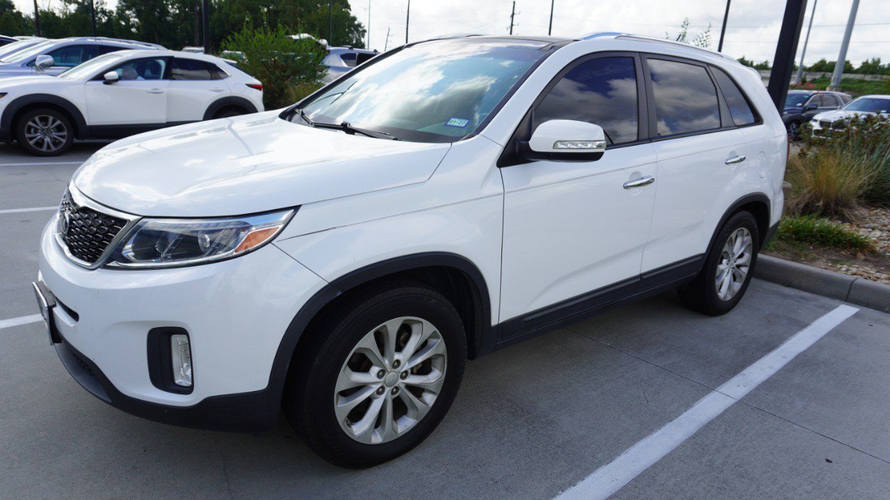 Used 2015 Kia Sorento EX w/ EX V6 Touring Package FWD image 4
