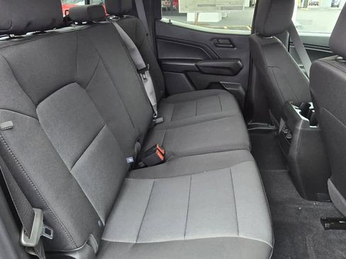 Used 2024 Chevrolet Colorado W/T w/ Technology Package image 17