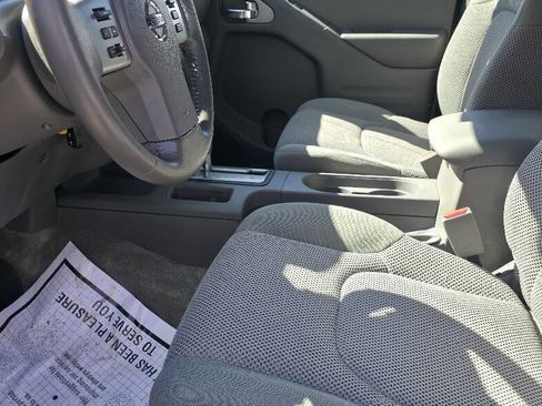 Used 2016 Nissan Frontier SV w/ SV Value Truck Package AWD/4WD image 37