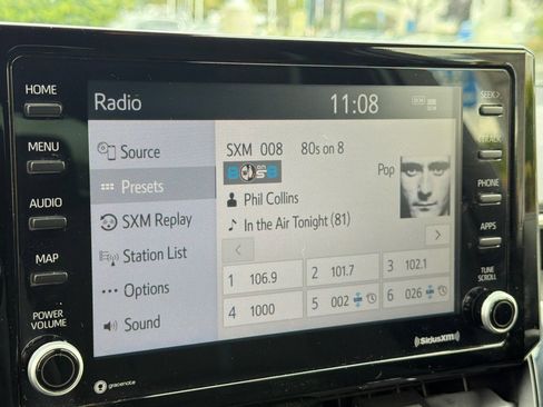 Used 2022 Toyota Corolla SE FWD image 17