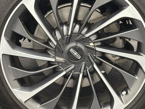 Used 2020 Lincoln Aviator Reserve w/ Equipment Group 201A AWD/4WD image 5