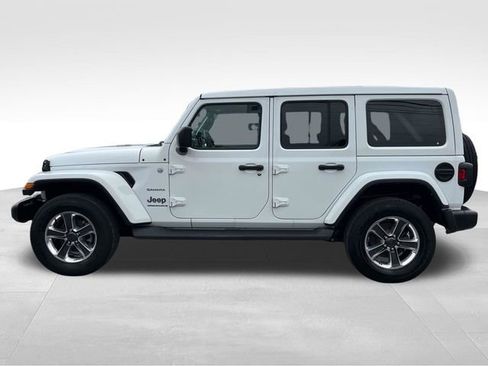 Used 2023 Jeep Wrangler Sahara w/ Cold Weather Group image 4