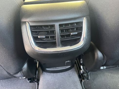 Used 2024 Chevrolet Malibu LT image 17