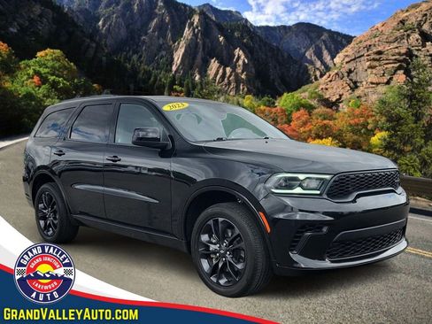 Used 2023 Dodge Durango GT w/ Blacktop Package AWD/4WD image 1