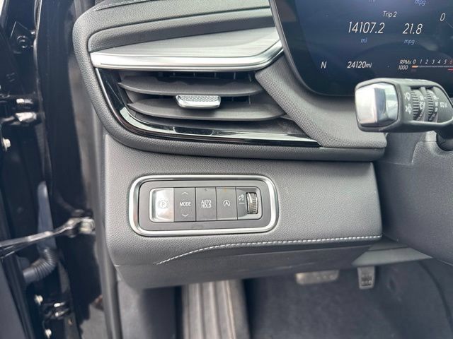 Used 2025 Buick Enclave Preferred FWD image 16