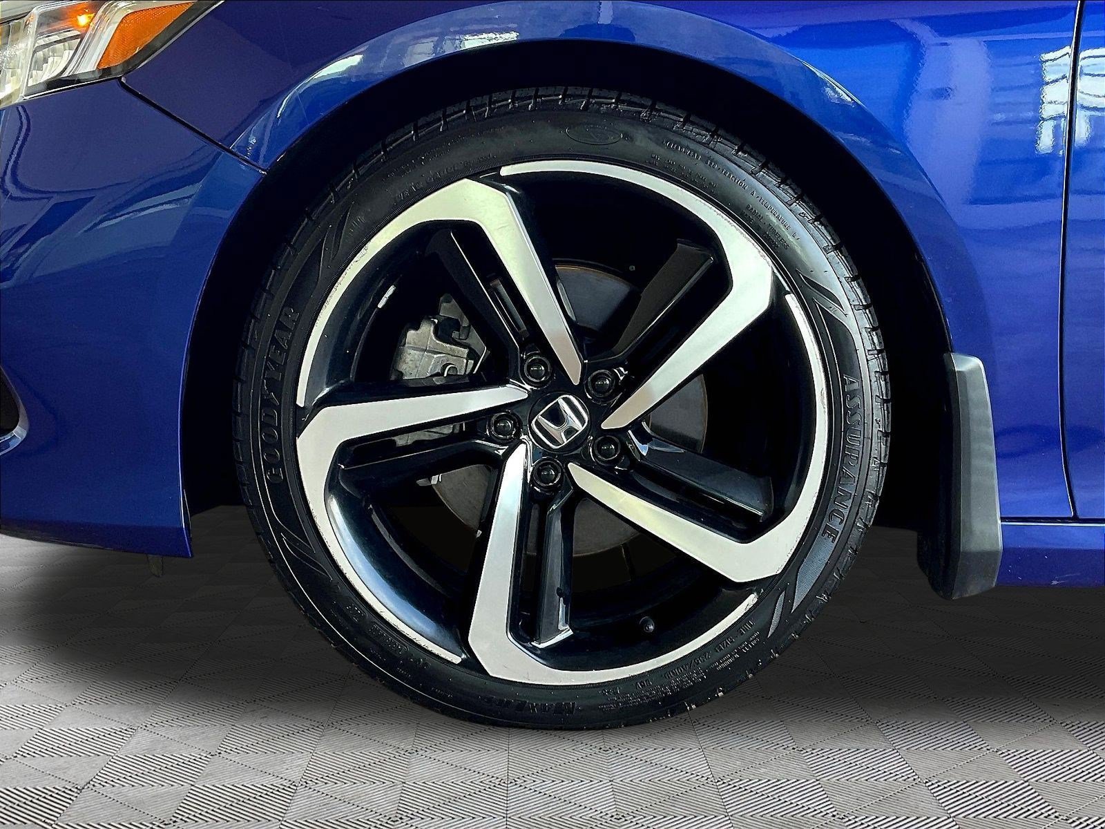 Used 2021 Honda Accord Sport image 32